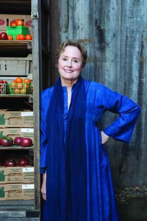 alice_waters_by_gilles_mingasson_small