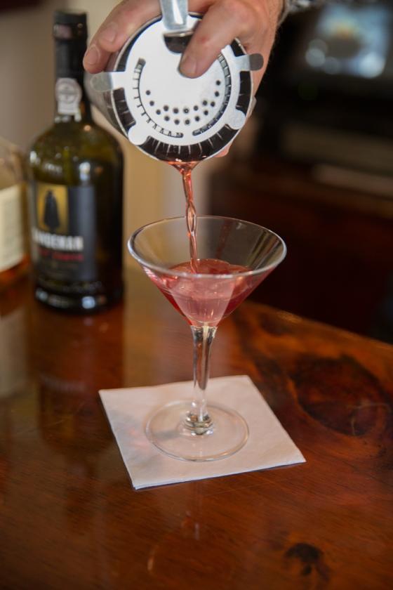 cocktailsatredcloverinn