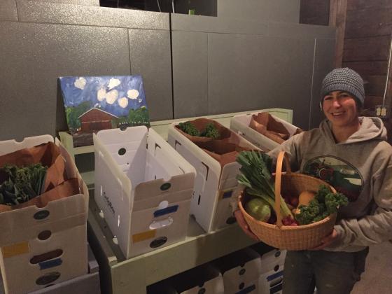 norah_lake_with_winter_csa_share_vegetables