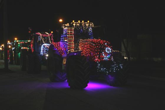 tractor_one_parade