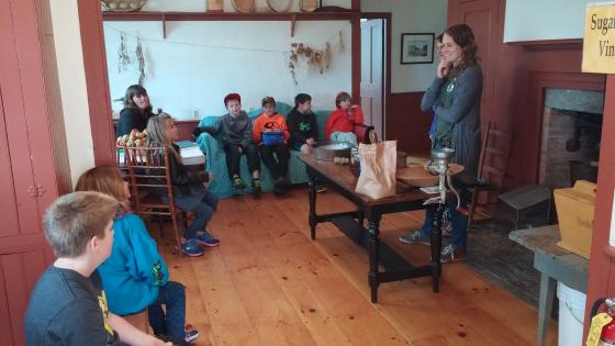 gmfts_coordinators_teach_food_preservation_at_old_stone_house